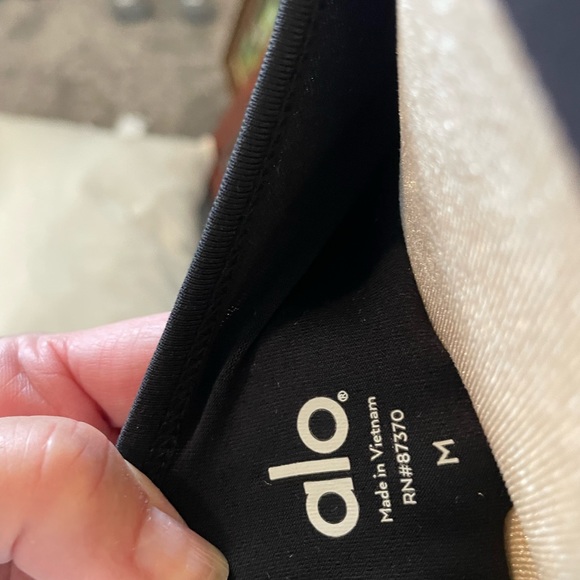 COPY - ALO Yoga Tank - Picture 3 of 3